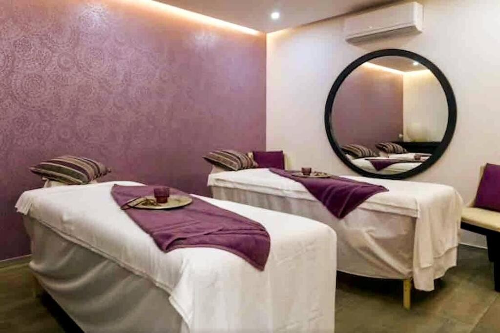 Your Exclusive Studio In The City - Top Amenities & Services For Free!! ปลายาเดลการ์เมน ภายนอก รูปภาพ