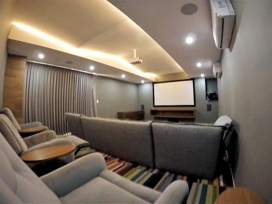 Your Exclusive Studio In The City - Top Amenities & Services For Free!! ปลายาเดลการ์เมน ภายนอก รูปภาพ