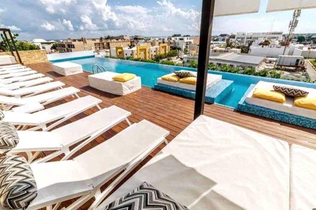 Your Exclusive Studio In The City - Top Amenities & Services For Free!! ปลายาเดลการ์เมน ภายนอก รูปภาพ